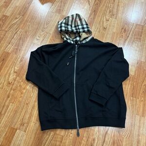 Burberry zip up hoodie XXL
